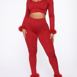 Fashion nova Amanda Feather Set - Red
